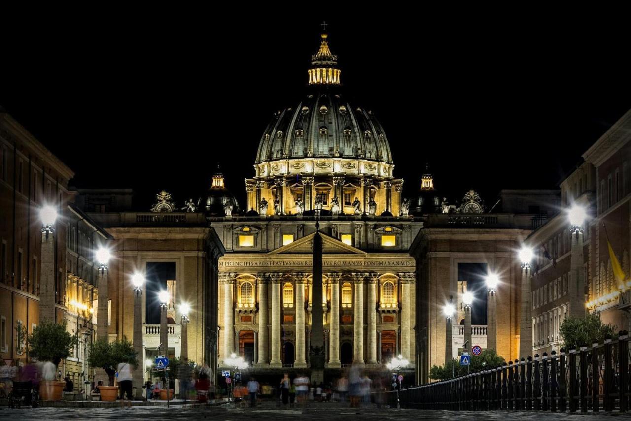 Roma Vatican Esterno foto